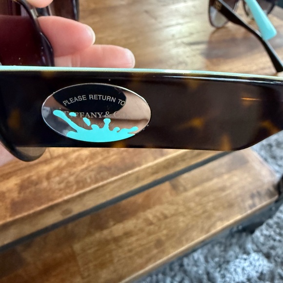 Tiffany & Co. TortoiseShell sunglasses Style TF4153 with case and cleaning cloth - Picture 5 of 9